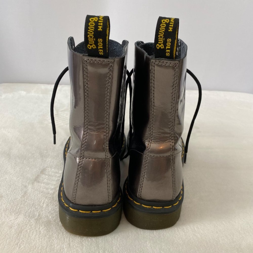 🩶Dr. Martens Doc Martens 1460 Pascal Metallic Pewter Leather Boots Womens 10🩶 - Picture 4 of 12